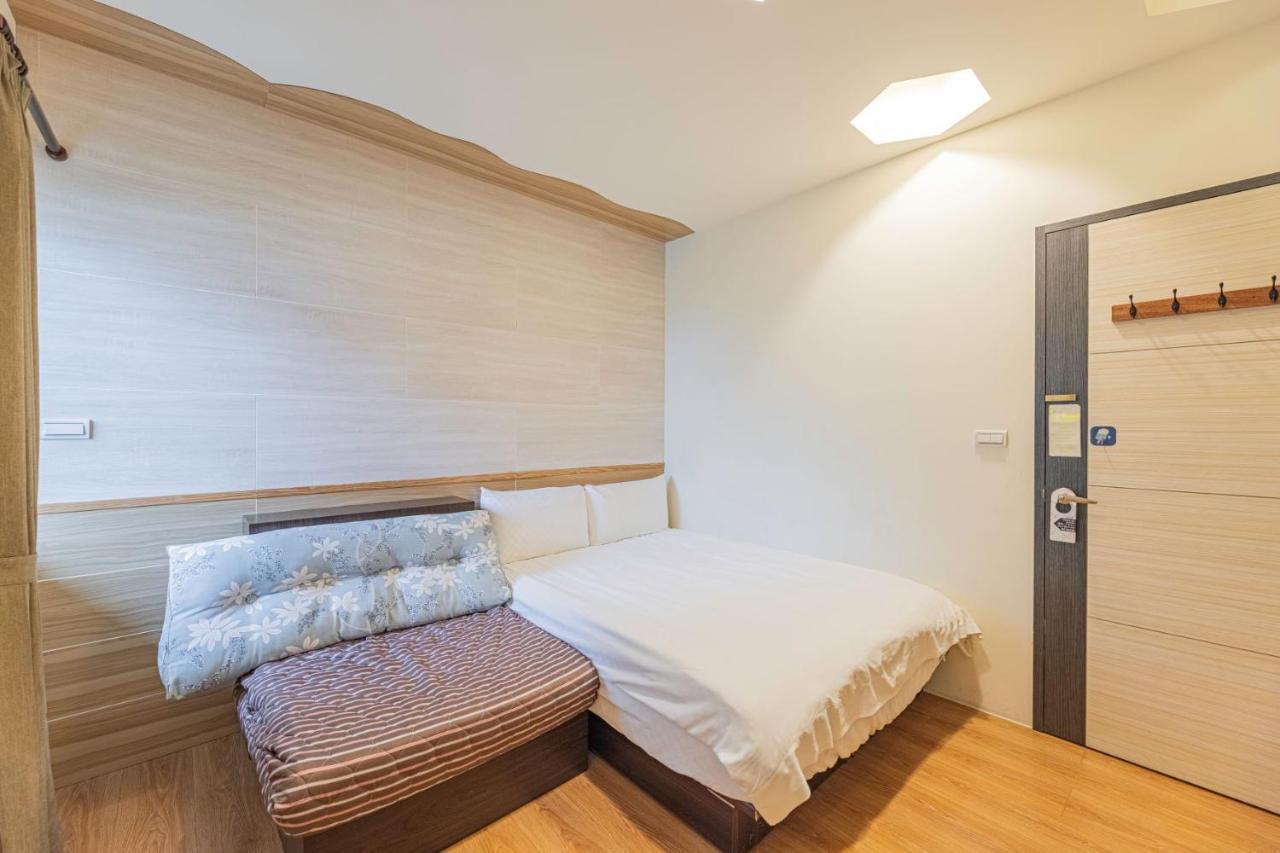 Happiness Yes Inn Luodong Buitenkant foto