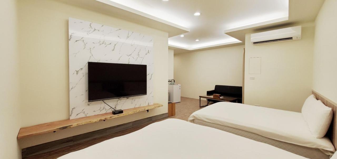 Happiness Yes Inn Luodong Buitenkant foto